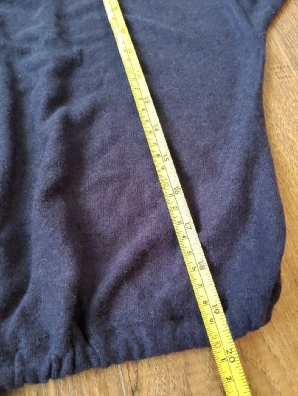 LAmade Navy Crewneck Drawstring Hem Sweater NWT Medium - Picture 9 of 14